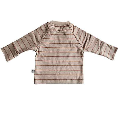 Studio Spruitje tweedehands babyshirt beige met cognac strepen en houten knoopjes.